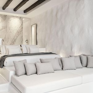 Executive Suite Private Heated Pool Sea View